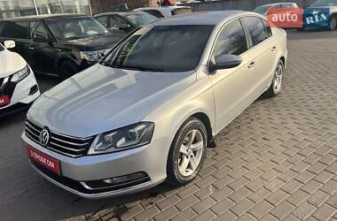 Седан Volkswagen Passat 2011 в Полтаві