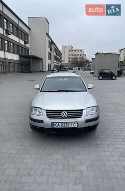 Універсал Volkswagen Passat 2004 в Києві