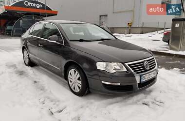 Седан Volkswagen Passat 2005 в Львові