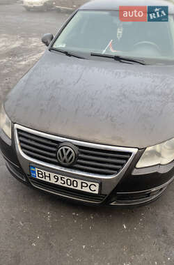 Седан Volkswagen Passat 2005 в Харькове