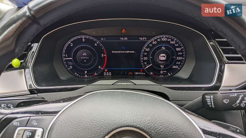 Универсал Volkswagen Passat 2017 в Ирпене