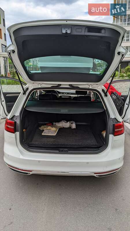 Универсал Volkswagen Passat 2017 в Ирпене
