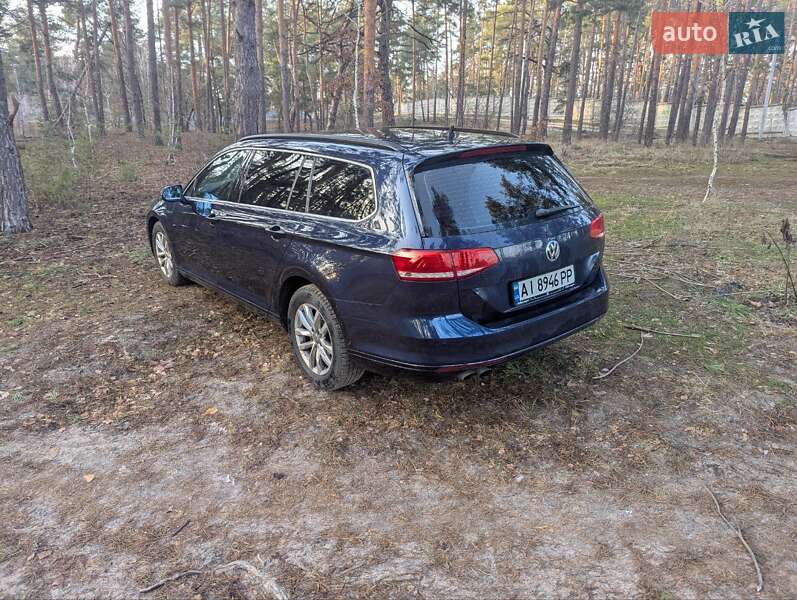 Универсал Volkswagen Passat 2017 в Киеве