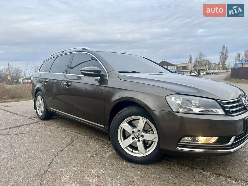 Универсал Volkswagen Passat 2014 в 