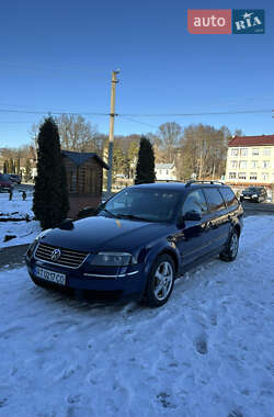 Універсал Volkswagen Passat 2001 в Чернівцях