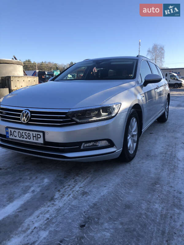 Універсал Volkswagen Passat 2019 в Луцьку