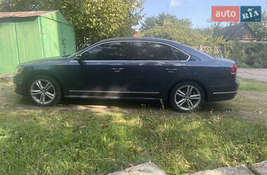 Седан Volkswagen Passat 2014 в Запоріжжі