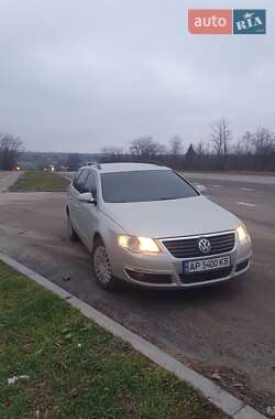 Универсал Volkswagen Passat 2009 в Запорожье