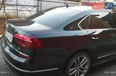 Седан Volkswagen Passat 2016 в 