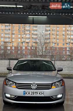 Седан Volkswagen Passat 2015 в Києві