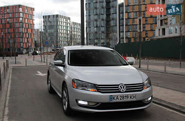 Седан Volkswagen Passat 2015 в Києві