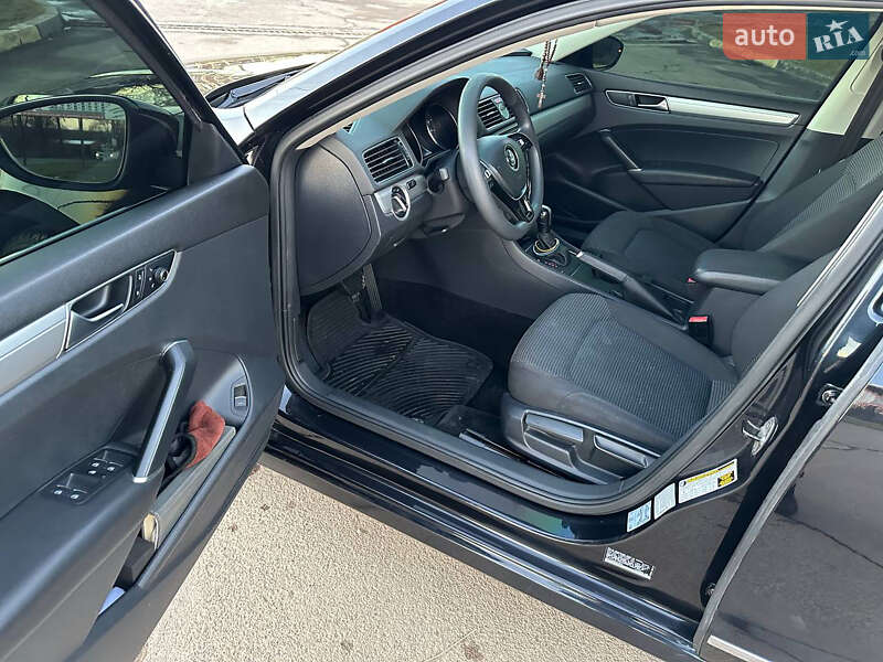Седан Volkswagen Passat 2016 в Дрогобыче фото 23 Седан Volkswagen Passat 2016 в Дрогобыче