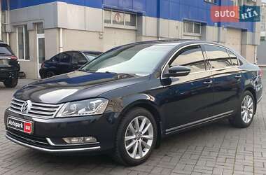 Седан Volkswagen Passat 2013 в Одесі