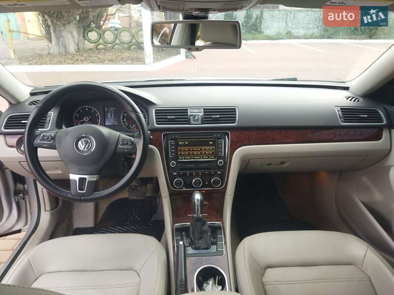 Седан Volkswagen Passat 2013 в Прилуках