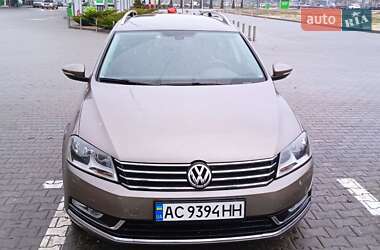 Універсал Volkswagen Passat 2011 в Житомирі