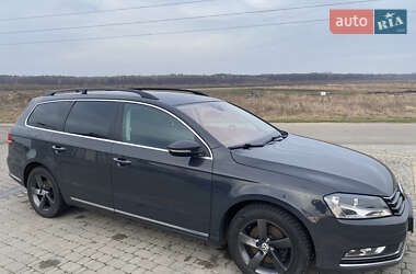 Универсал Volkswagen Passat 2012 в Ровно