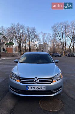 Седан Volkswagen Passat 2012 в Черкасах