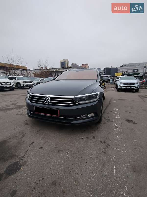 Универсал Volkswagen Passat 2019 в Киеве фото 7 Универсал Volkswagen Passat 2019 в Киеве