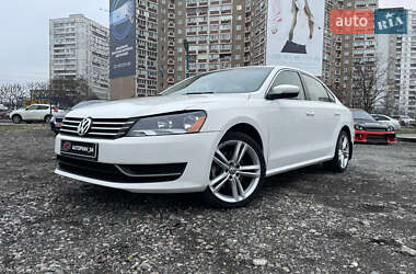 Седан Volkswagen Passat 2014 в Києві