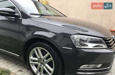 Універсал Volkswagen Passat 2011 в Володимирі