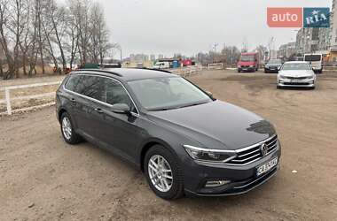 Універсал Volkswagen Passat 2019 в Черкасах