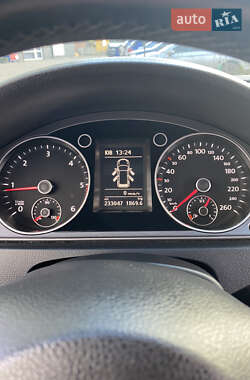 Универсал Volkswagen Passat 2012 в 