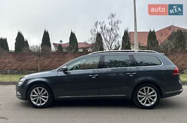 Универсал Volkswagen Passat 2012 в Ровно