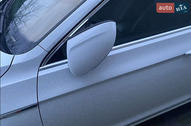 Универсал Volkswagen Passat 2016 в Киеве фото 9 Универсал Volkswagen Passat 2016 в Киеве