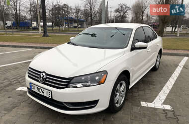 Седан Volkswagen Passat 2014 в Кременчуге