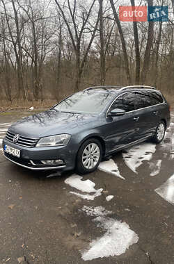 Універсал Volkswagen Passat 2011 в Бердичеві