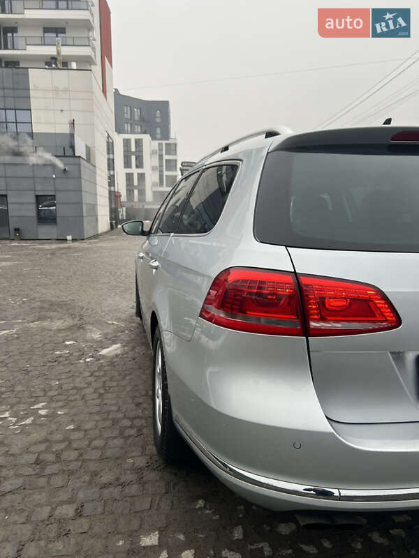 Універсал Volkswagen Passat 2011 в Львові