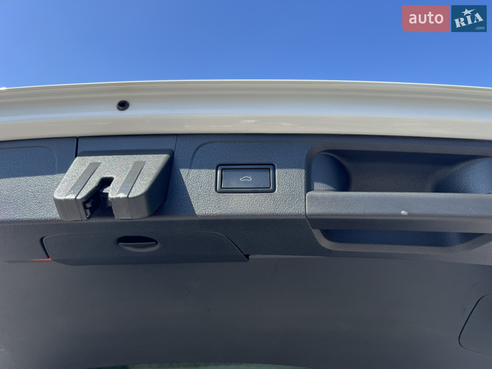 2019 Volkswagen Passat - мініатюра 16