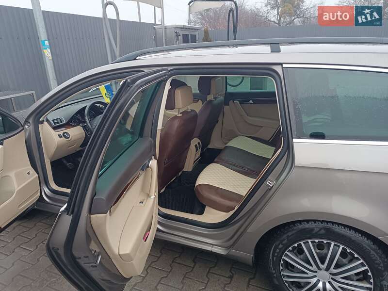 Универсал Volkswagen Passat 2011 в Шептицькому