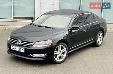 Седан Volkswagen Passat 2014 в Києві