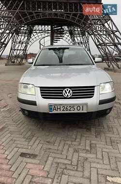 Седан Volkswagen Passat 2002 в Харкові