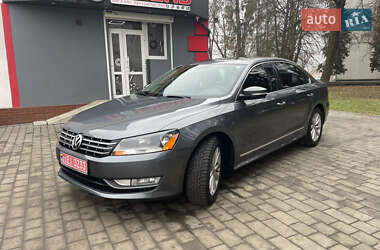 Седан Volkswagen Passat 2013 в Дубні