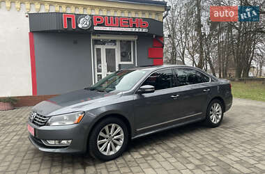 Седан Volkswagen Passat 2013 в Дубні