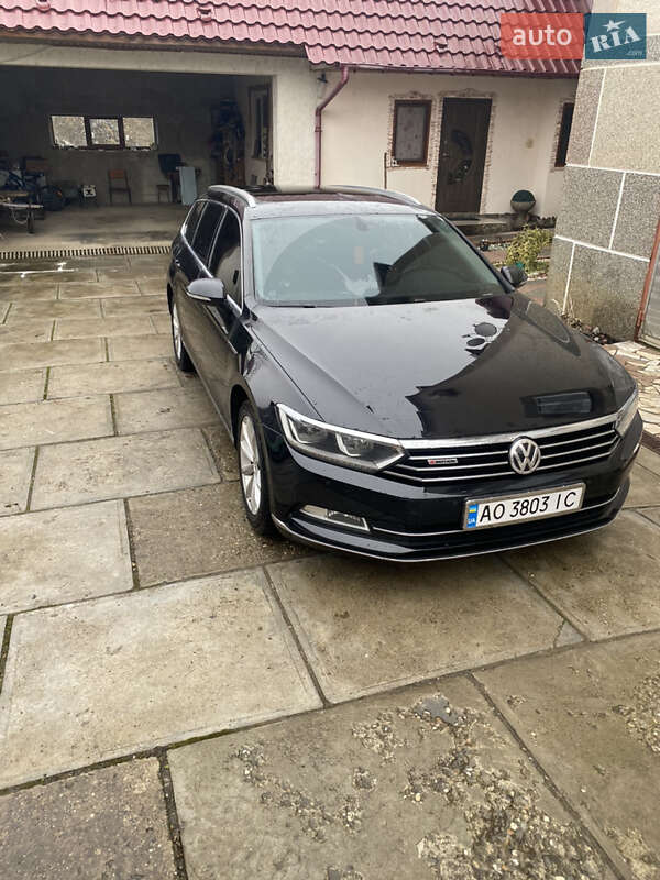 Универсал Volkswagen Passat 2016 в Хусте