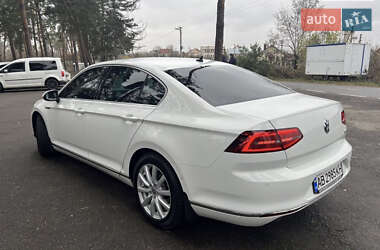 Седан Volkswagen Passat 2015 в Одесі