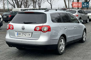 Універсал Volkswagen Passat 2007 в Рівному