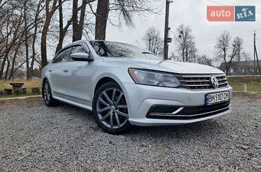 Седан Volkswagen Passat 2015 в Липовій Долині