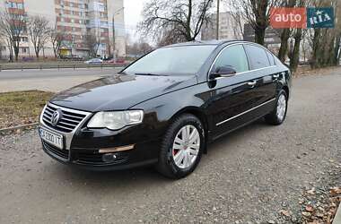 Седан Volkswagen Passat 2005 в Черкасах