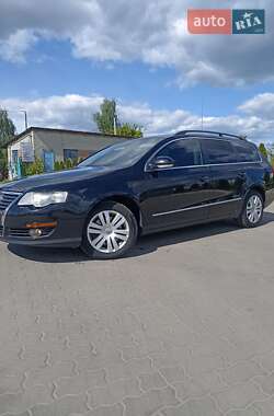 Універсал Volkswagen Passat 2007 в Сарнах