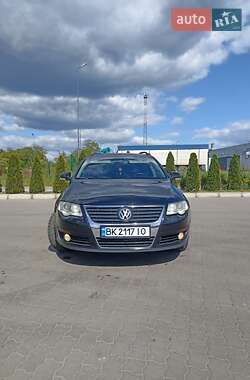 Універсал Volkswagen Passat 2007 в Сарнах