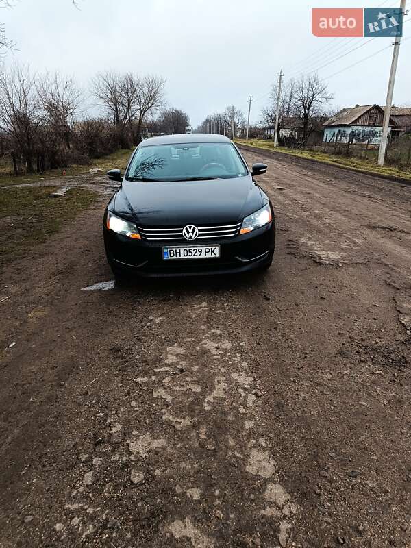 Седан Volkswagen Passat 2014 в Одессе