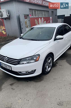 Седан Volkswagen Passat 2015 в Киеве