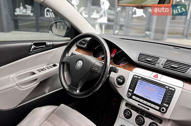 Седан Volkswagen Passat 2007 в Івано-Франківську