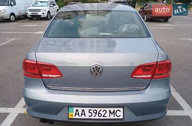 Седан Volkswagen Passat 2011 в 