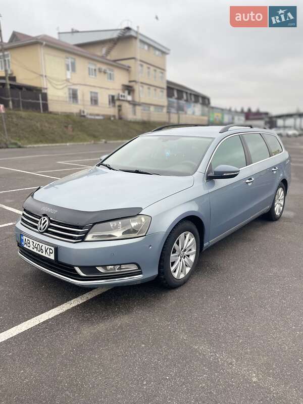 Універсал Volkswagen Passat 2011 в Вінниці