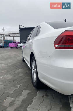 Седан Volkswagen Passat 2013 в Николаеве